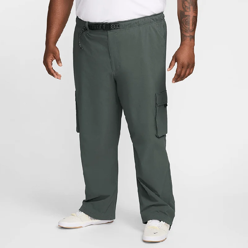 Nike SB Kearny Cargo Pant (Vintage Green/White)